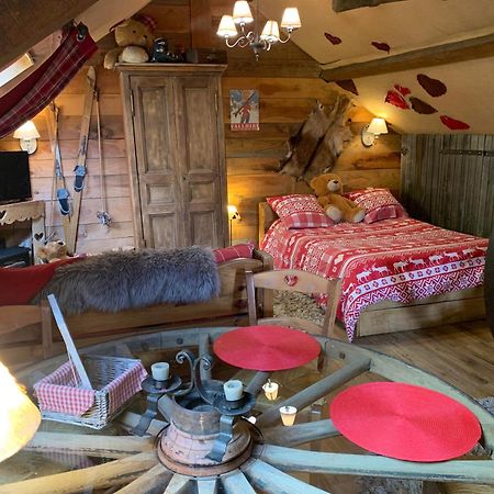 Gite "Le Refuge" Dans Un Domaine De 7Ha Au Calme Vimoutiers Exterior foto